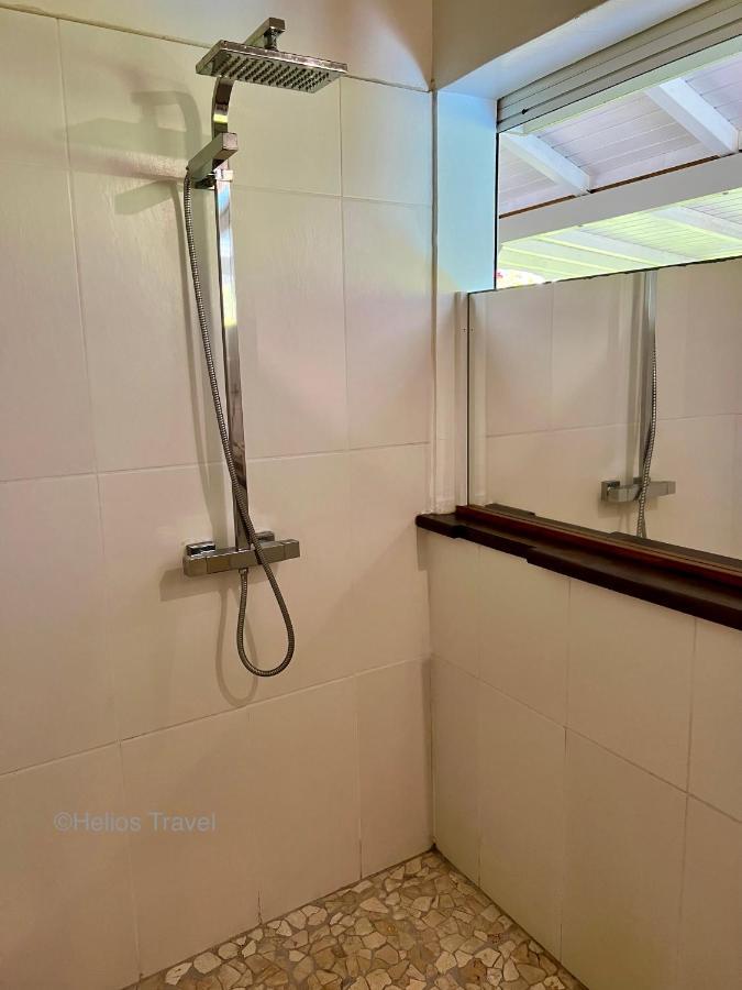 Villa Kazanou Pointe Batterie Deshaies Ngoại thất bức ảnh